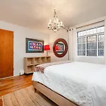 Casa Del Mar- King Bed - Patio -railyard - 3br *