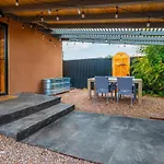Holiday home Casa Del Mar- King Bed - Patio -railyard - 3br